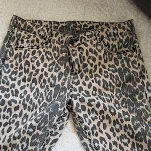 Great leopard print jeans